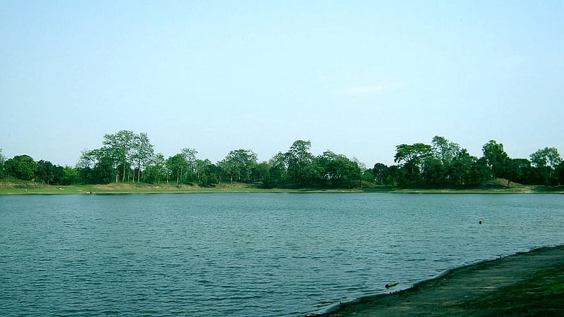 মহারাজার দীঘি, ছবি: লেখক