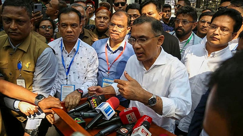 ত্রয়োদশ সংসদ নির্বাচন ও গণভোটে ভোট দিয়ে বৃহস্পতিবার সকালে সাংবাদিকদের সঙ্গে কথা বলেন তারেক রহমান