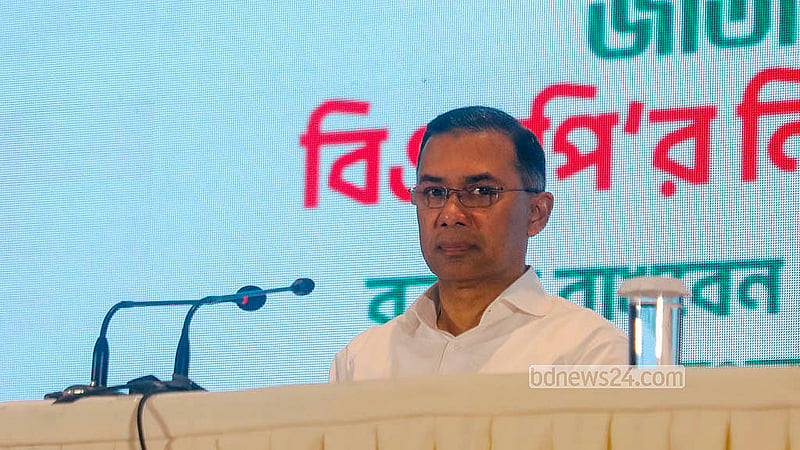 ত্রয়োদশ সংসদ নির্বাচনে বিএনপি নিরঙ্কুশ জয় পাওয়ার দুদিন বাদে ঢাকার হোটেল ইন্টারকন্টিনেন্টালে সংবাদ সম্মেলন করেন দলের চেয়ারম্যান তারেক রহমান। ছবি: আব্দুল্লাহ আল মমীন