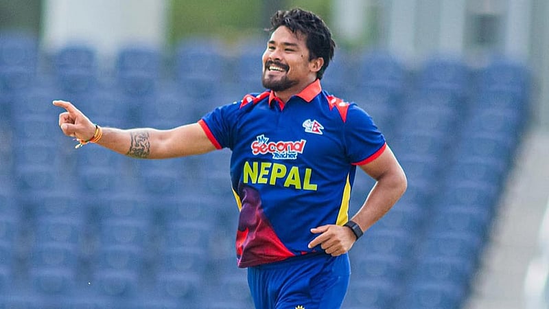 ব্যাটে-বলে নেপালের নায়ক কারান কেসি। ছবি: ক্রিকেট অ্যাসোসিয়েশন অব নেপাল ফেইসবুক।