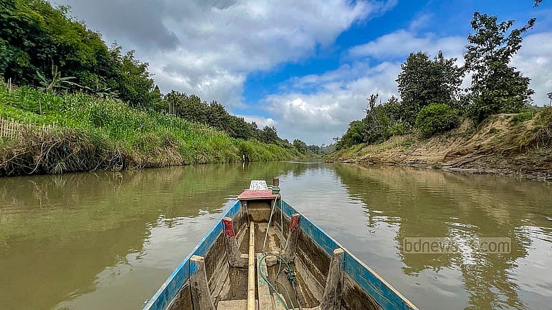 রাঙামাটিতে শীতের মৌসুমে যখন অনেক নদী শুকিয়ে যায়, তখন কাসালং নদীতে পানির প্রবাহ থাকে অনেকটাই স্বাভাবিক