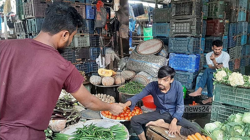 অস্থিতিশীলতা থামার পর বাজারে ক্রেতা ফিরেছে, এটি বিক্রেতাদের স্বস্তির কারণ।