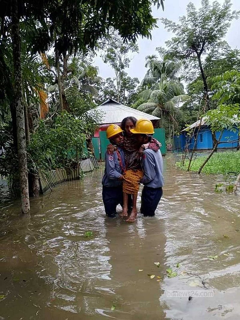 পূর্বাঞ্চলে বন্যায় প্রস্তুতির ঘাটতি ছিল, বলছেন বন্যা পূর্বাভাস ও সতর্কীকরণ কেন্দ্রের নির্বাহী প্রকৌশলী। 