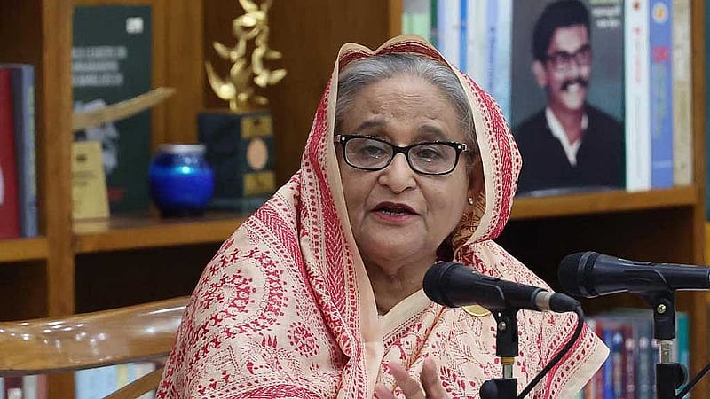 সরকারি চাকরিতে কোটার বিরোধিতা করে ও পরে সংশোধনের দাবিতে আন্দোলনে মুক্তিযোদ্ধা ও তাদের উত্তরসূরিদের নিয়ে নানা কটূক্তির ঘটনায় ক্ষুব্ধ হয়েছেন প্রধানমন্ত্রী।