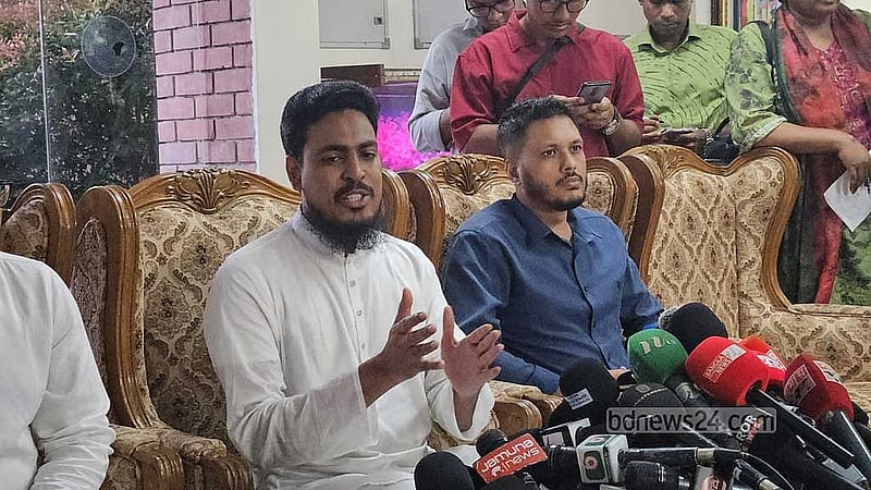 এনসিপির সদস্য সচিব আখতার হোসেন