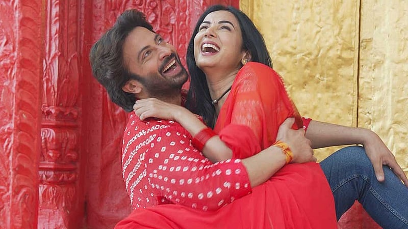 ‘দরদ’ সিনেমায় শাকিব খান ও সোনাল চৌহান