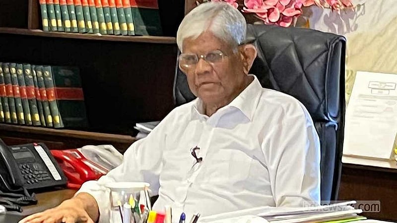 অর্থ উপদেষ্টা সালেহউদ্দিন আহমেদ।