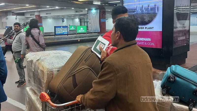 লাগেজ পেতে আগে যেখানে হয়রানি করার অভিযোগ ছিল নৈমিত্তিক ঘটনা, এখন সেখানে খুশি যাত্রীরা। ঝটপট বেরিয়ে গন্তব্যে যেতে পারছেন না তারা। 