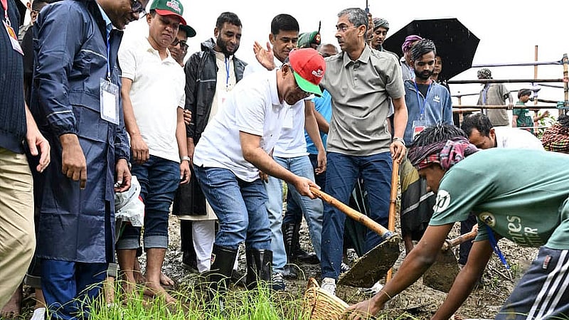 সিলেটের কাশিপুরে বাসিয়া নদী পুন:খনন কাজের উদ্বোধন করেন প্রধানমন্ত্রী তারেক রহমান।