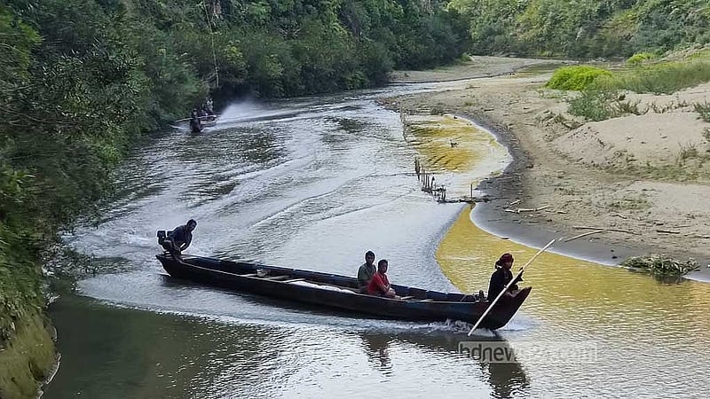 আলীকদম উপজেলার এই তৈনখালজুড়ে একসময় ছিল রেংমিটচ্য ভাষাগোষ্ঠী পরিবার।