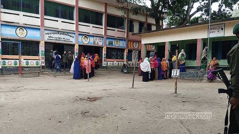 প্রথম দফার ভোটে পাবনার একটি কেন্দ্র