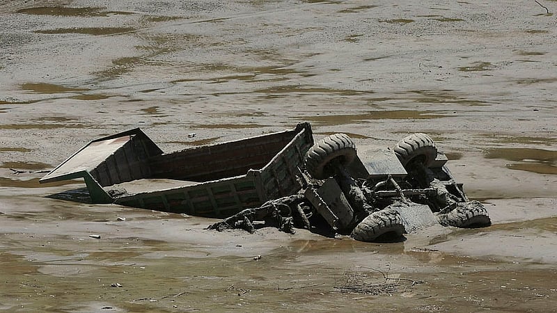 নেপালে আকস্মিক বন্যায় ক্ষয়ক্ষতির