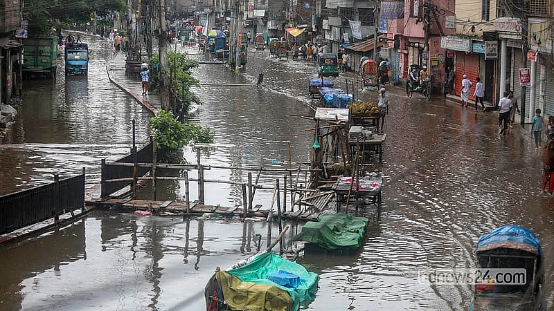 টানা বৃষ্টিতে তলিয়ে গেছে দোলাইপাড় এলাকার সড়ক