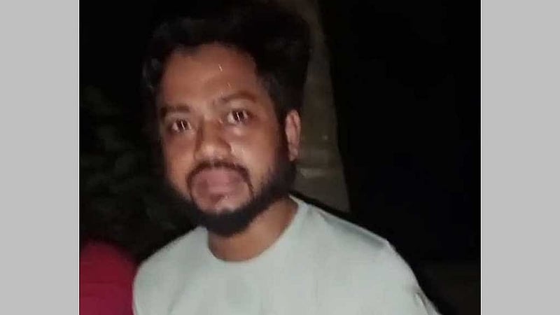 পাপ্পা ওরফে শাকির আহমেদ।