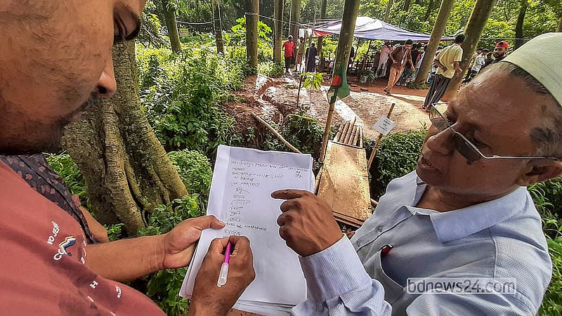 সোহরাওয়ার্দী উদ্যানে গাছপালার ভেতরে মসজিদ বানাতে নেওয়া হচ্ছে ‘গণস্বাক্ষর’