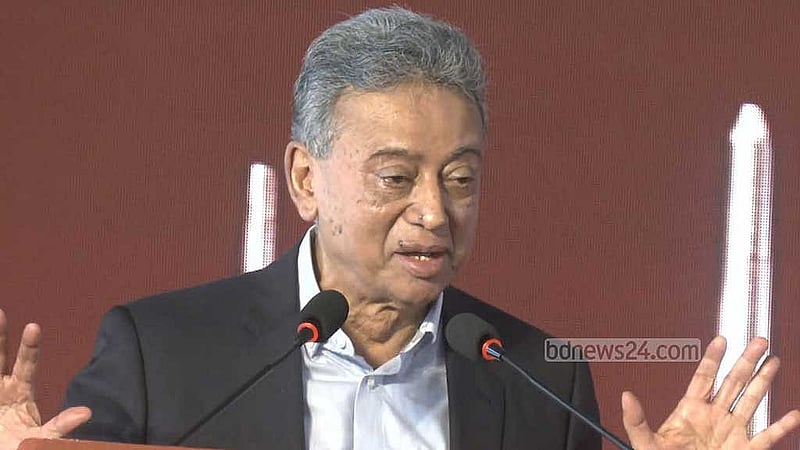 সিইআইজেড নির্মাণ কাজের উদ্বোধনী অনুষ্ঠানে অর্থমন্ত্রী আমির খসরু মাহমুদ চৌধুরী। 