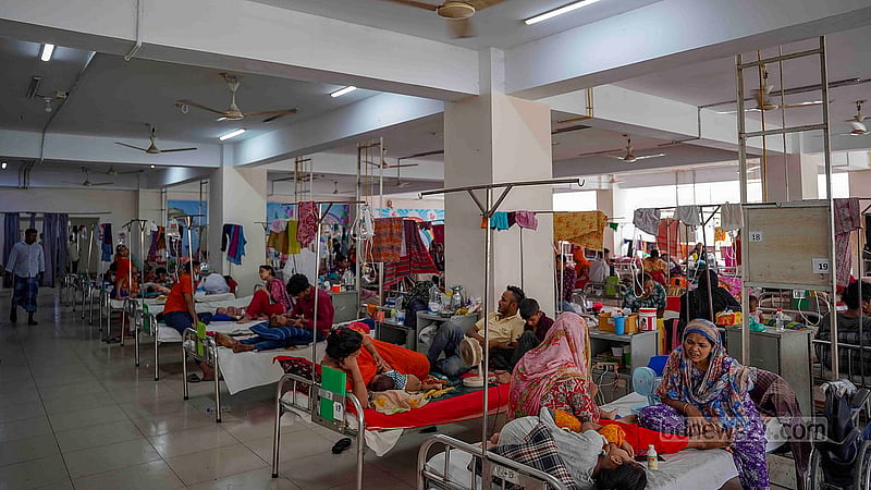 রাজধানীর মহাখালীর ডিএনসিসি হাসপাতালের শিশু ওয়ার্ড