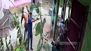 নোয়াখালীতে জমির বিরোধে আগ্নেয়াস্ত্র নিয়ে হামলা, ভিডিও ‘ভাইরাল’