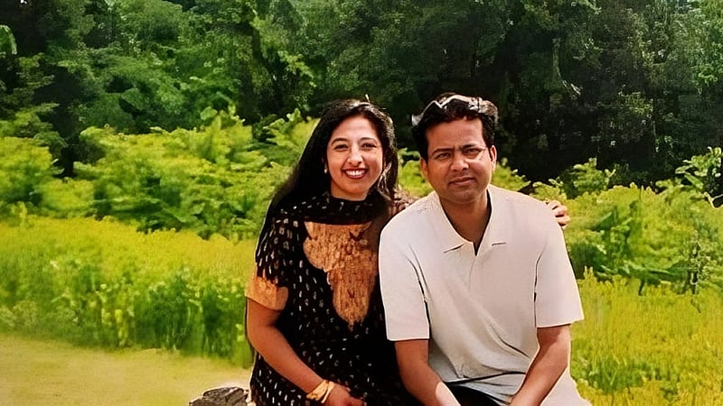 শাকিলা ইয়াসমিন ও নূরুল হক মিয়া দম্পতি। 