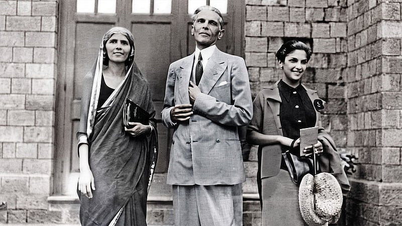বোন ফাতিমা জিন্নাহ ও কন্যা দিনা ওয়াদিয়ার সঙ্গে মুহাম্মদ আলী জিন্নাহ।