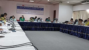নারী ও প্রান্তিক জনগোষ্ঠীর সুরক্ষায় বাধা আশ্রয়কেন্দ্র সংকট: আসক