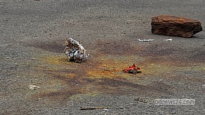 রাজধানীর সাত জায়গায় বোমাবাজি, বাসে আগুন