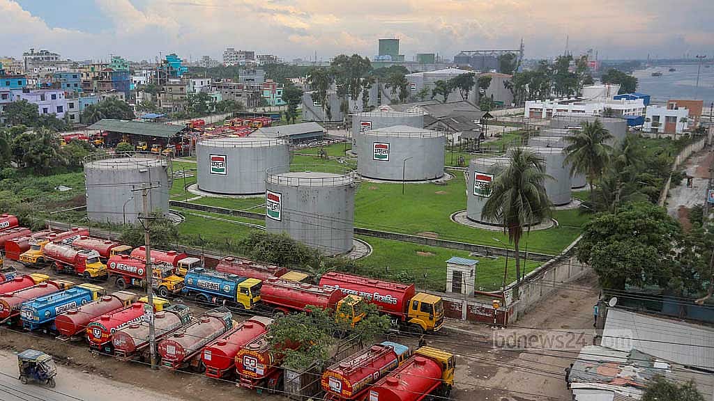 সাড়ে ১২ হাজার কোটি টাকার পরিশোধিত জ্বালানি তেল কিনছে সরকার
