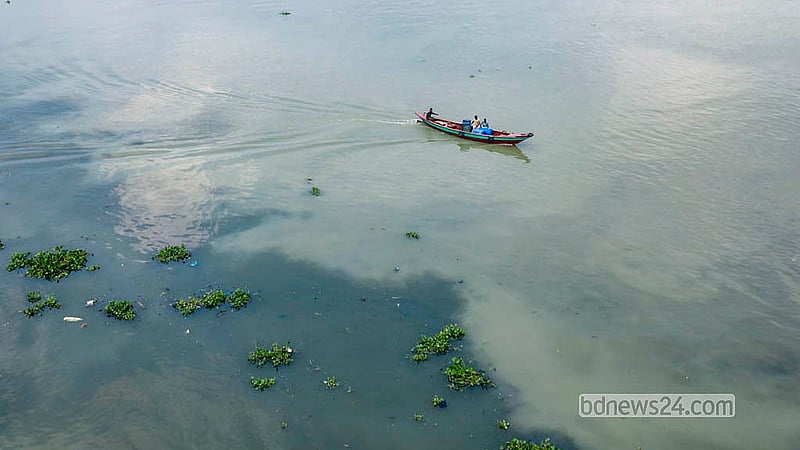 শীতলক্ষা নদীতে দূষণের