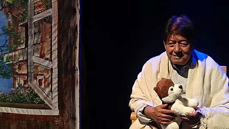 ‘তুম্বা ও প্রতিবেশী’ নাটকে মামুনুর রশীদ। 
