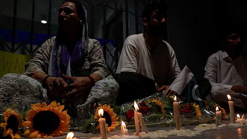 আগুনে ১৪ নবজাতকের মৃত্যু: পাকিস্তানের সেই হাসপাতাল যেন ছিল ‘মরণফাঁদ’