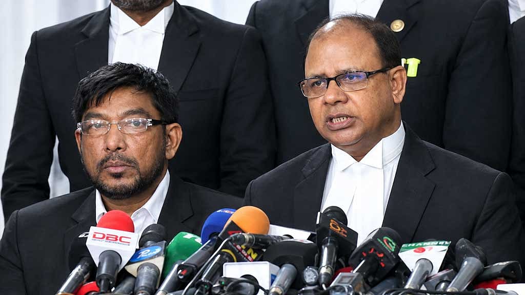 সাবেক উপাচার্য মাকসুদ কামাল প্রসিকিউশনের নজরদারিতে: প্রধান কৌঁসুলি