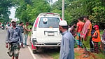 চুয়াডাঙ্গায় মাইক্রোবাসের ধাক্কায় নারীর মৃত্যু, গাড়ি ফেলে পালাল চালক