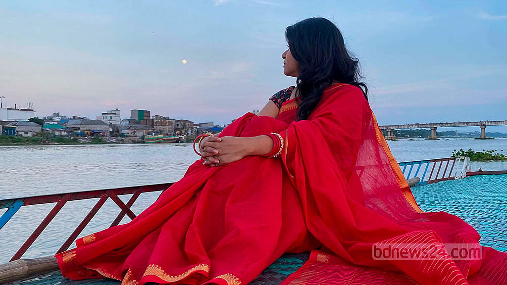 ঢাকার কাছাকাছি নদীর পাড়ে একদিন