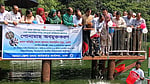 জাতীয় চিড়িয়াখানার লেকে ছাড়া হল ২৫০ কেজি পোনামাছ