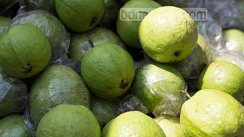 শাক-সবজি ও পেয়ারায় ‘অতিমাত্রায়’ ভারী ধাতু কী বার্তা দিচ্ছে