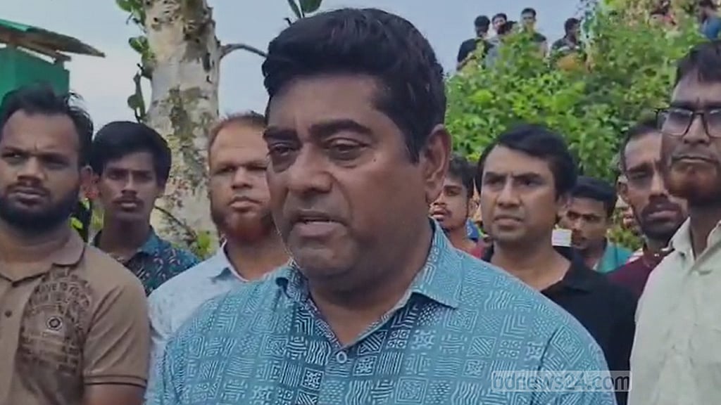 অপ্রতিমকে ডেকে নেয় তুহিন, তার কথাবার্তা অসংলগ্ন: কুমিল্লা বিশ্ববিদ্যালয় ভিসি