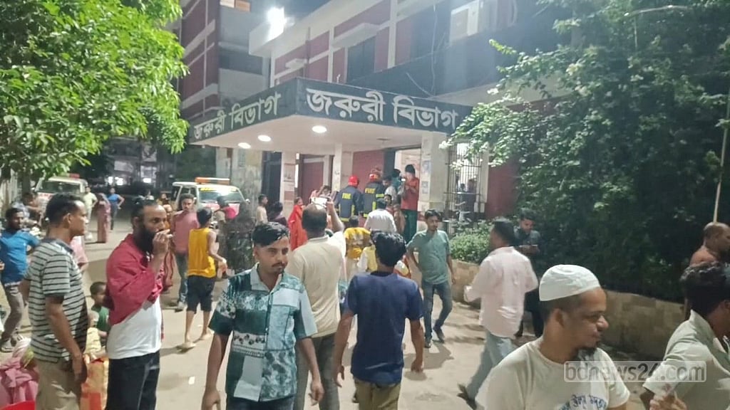 অক্সিজেন প্লান্টে আগুনের গুজবে মধ্যরাতে ব্রাহ্মণবাড়িয়া হাসপাতালে আতঙ্ক