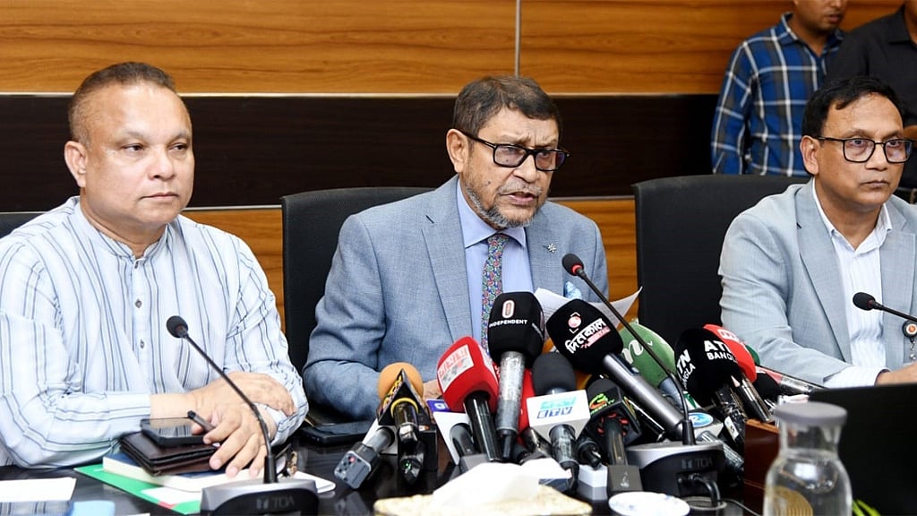 হাম আক্রান্ত শিশুদের প্রায় সবাই টিকাবিহীন, বলছেন স্বাস্থ্যমন্ত্রী