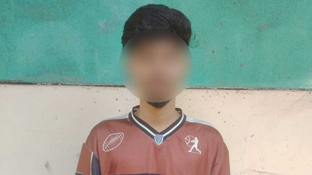 সুপ্রিম কোর্টের সামনে ককটেল বিস্ফোরণ: ছাত্রলীগ নেতা গ্রেপ্তার