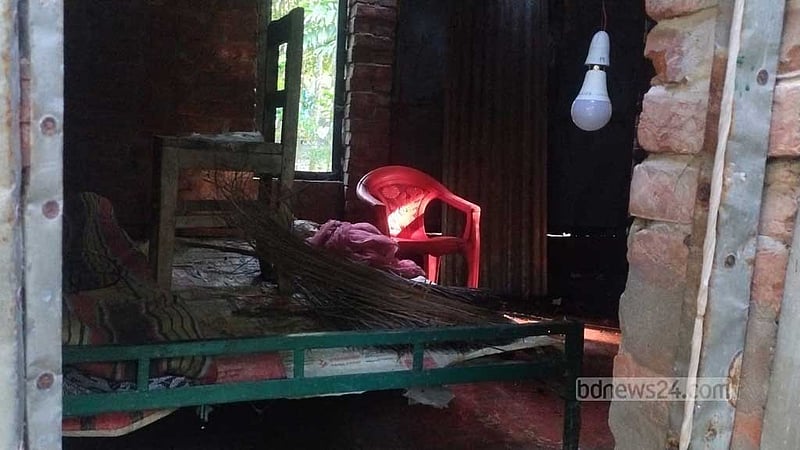 নড়াইলে পরিত্যক্ত ঘরে ককটেল বিস্ফোরণ