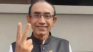 নড়াইলে নাশকতার মামলায় ইউপি চেয়ারম্যান লাবু মিয়া গ্রেপ্তার