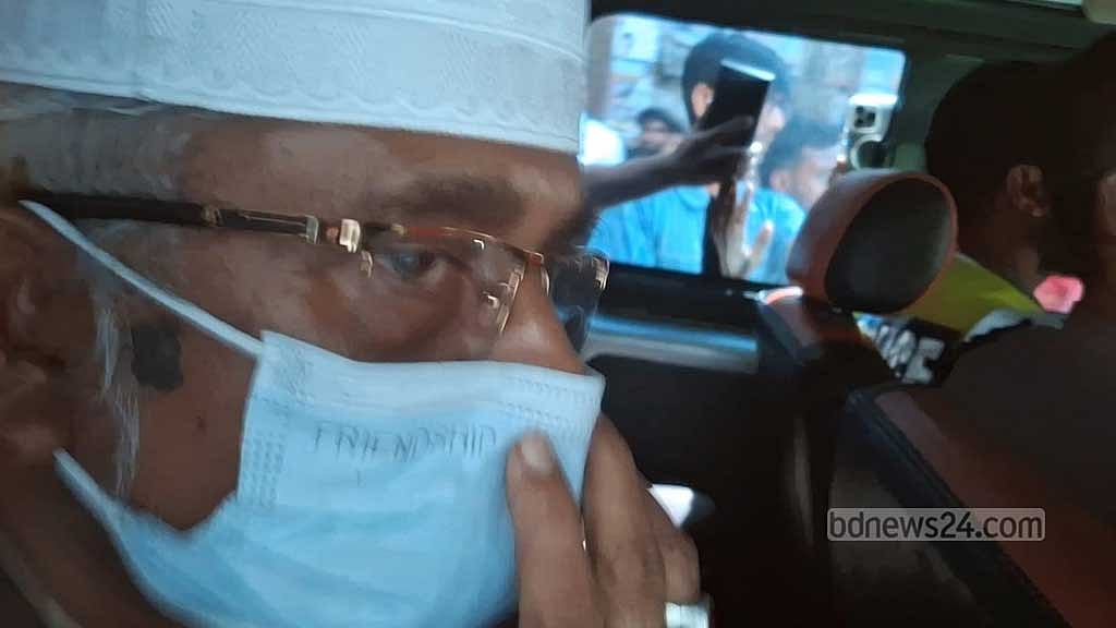 এমপি নজরুল ও স্ত্রী আদালতে
