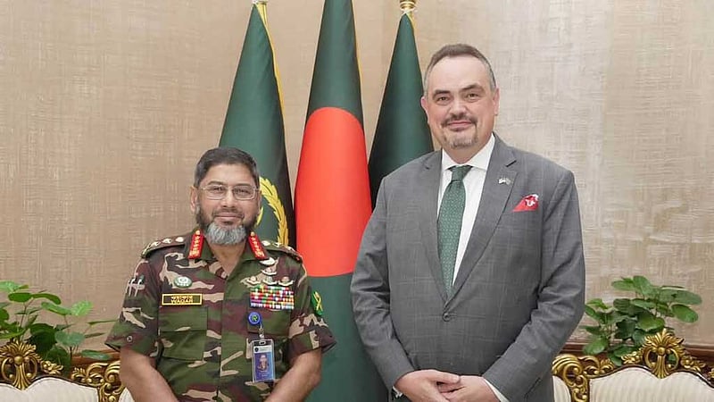 সেনাপ্রধানের সঙ্গে মার্কিন রাষ্ট্রদূতের সৌজন্য সাক্ষাৎ