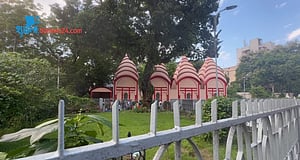 ঢাকেশ্বরী মন্দিরে একদিন