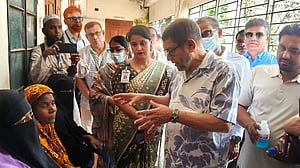 সরকারি হাসপাতালের আশেপাশে বেসরকারি ক্লিনিকের অনুমোদন হবে না: স্বাস্থ্যমন্ত্রী