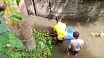 ড্রাম ভাসতে দেখে থানায় খবর, ভেতরে মিলল লাশ