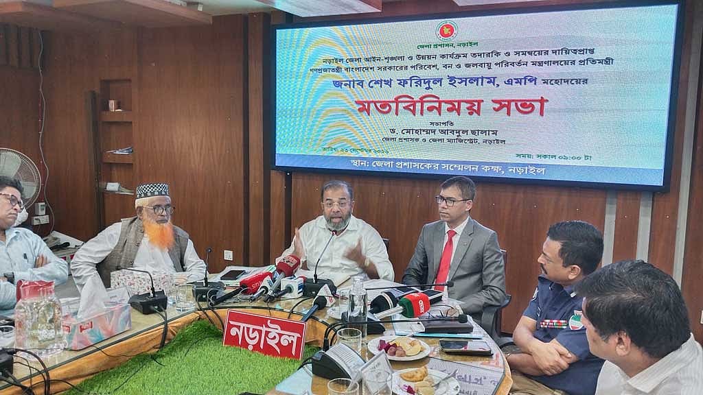 সবকিছু পুলিশের ওপর ছেড়ে দিলে হবে না: পরিবেশ প্রতিমন্ত্রী