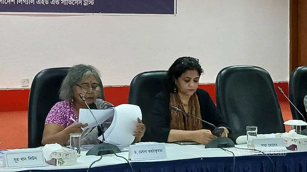 গণঅভ্যুত্থান পরবর্তী মাজার ভাঙা ও হত্যার তদন্ত নিয়ে প্রশ্ন সারা হোসেনের