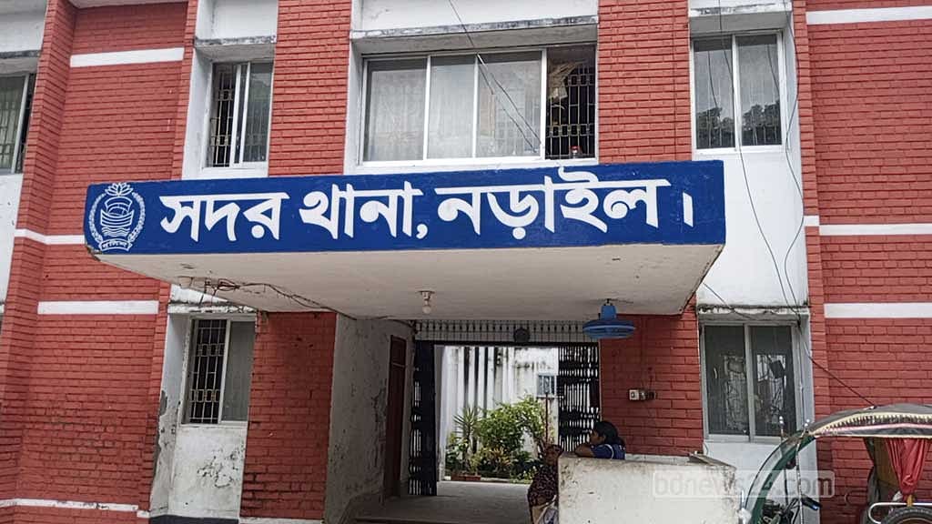 ছয় মাস ধরে ‘ধর্ষণ’, অসুস্থ মাদ্রাসা ছাত্র হাসপাতালে, শিক্ষক-কিশোর হেফাজতে