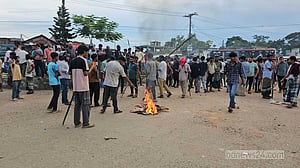 সুনামগঞ্জে ছাত্রদল-শিবির ধাওয়া পাল্টাধাওয়া, জামায়াত কার্যালয় ভাঙচুর